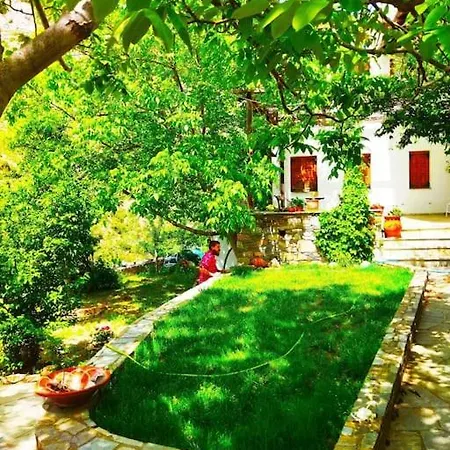 Archontiko Elena Volos