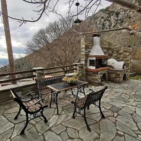 Semesterbostad Archontiko Elena Volos