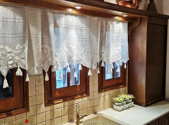 Archontiko Elena Волос